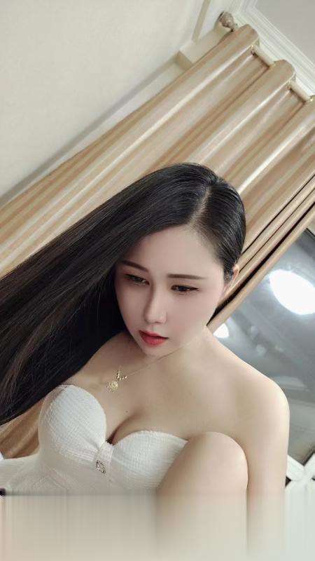 长春大奶少妇-1.jpg