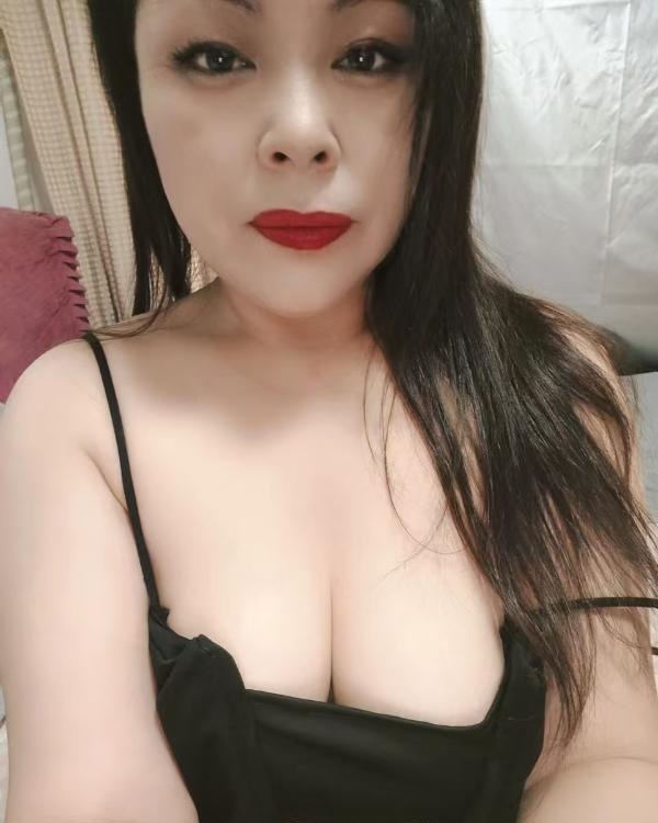 河南-郑州挺有感觉的熟女-1.jpg